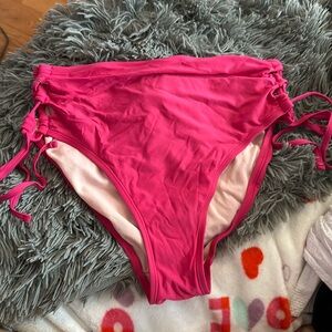 Twist knot sides high waisted bikini bottoms
